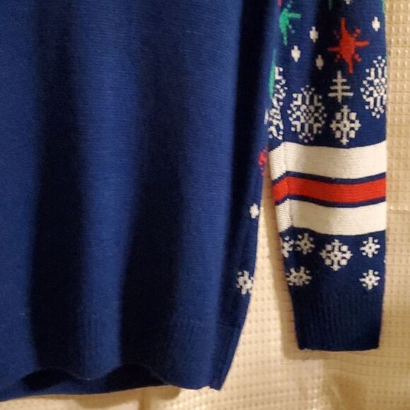 Party Sweater Dec 25 th size S - Picture 6 of 6